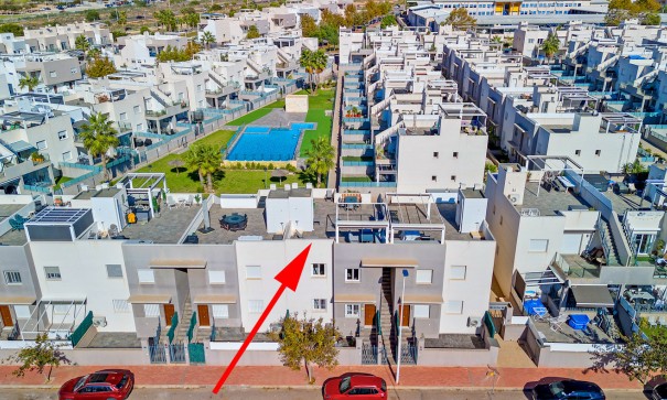 Venta - Bungalow adosado -
Torrevieja