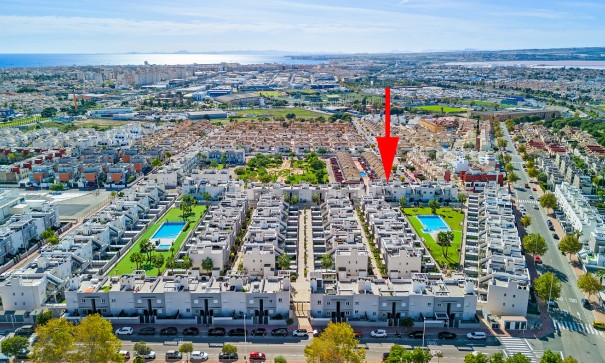 Venta - Bungalow adosado -
Torrevieja
