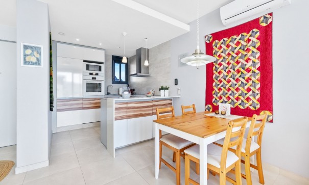 Återförsäljning - Lägenhet lägenhet -
Torrevieja - Punta Prima