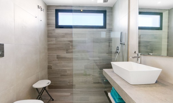 Återförsäljning - Lägenhet lägenhet -
Torrevieja - Punta Prima