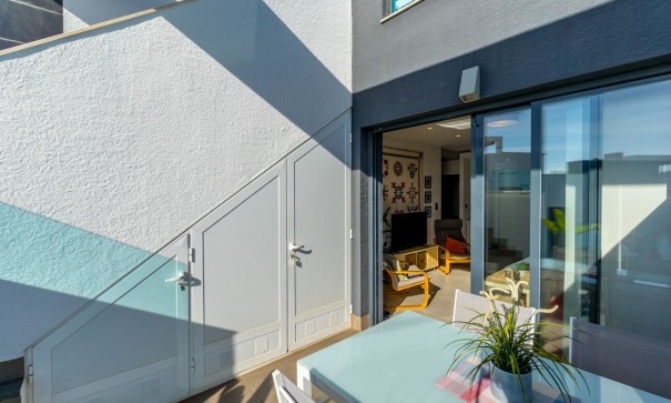 Återförsäljning - Lägenhet lägenhet -
Torrevieja - Punta Prima