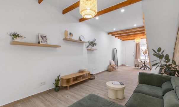 Revente - Appartement -
Torrevieja - torrevieja