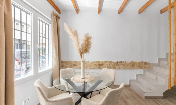 Revente - Appartement -
Torrevieja - torrevieja