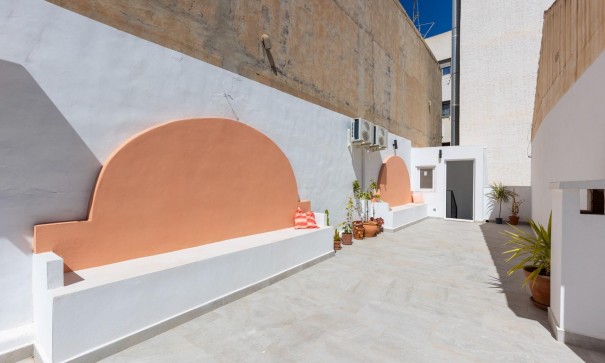 Revente - Appartement -
Torrevieja - torrevieja