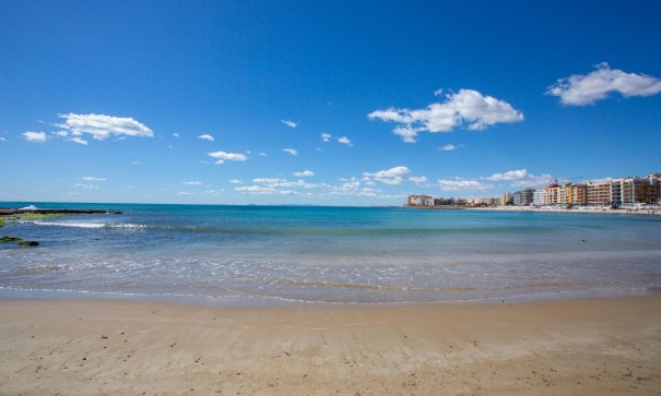 Återförsäljning - Lägenhet lägenhet -
Torrevieja - Centro - Muelle Pesquero