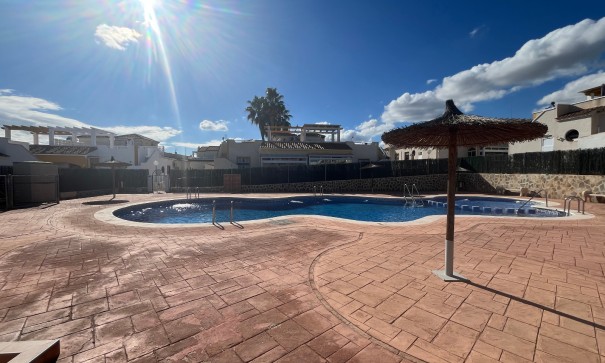 Videresalg - Lejlighed lejlighed -
Punta Prima - Serena