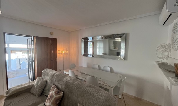 Videresalg - Lejlighed lejlighed -
Punta Prima - Serena