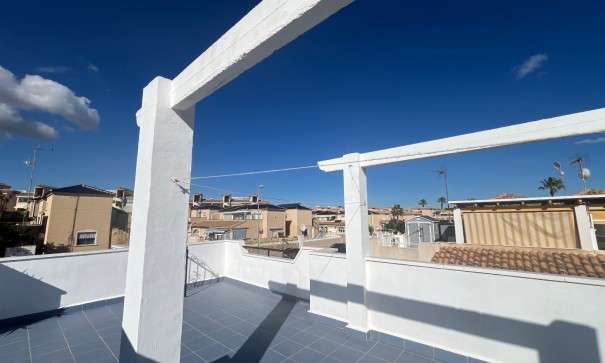 Videresalg - Lejlighed lejlighed -
Punta Prima - Serena