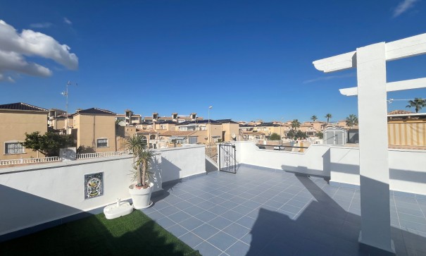 Videresalg - Lejlighed lejlighed -
Punta Prima - Serena