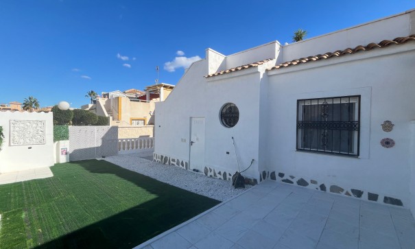 Videresalg - Lejlighed lejlighed -
Punta Prima - Serena