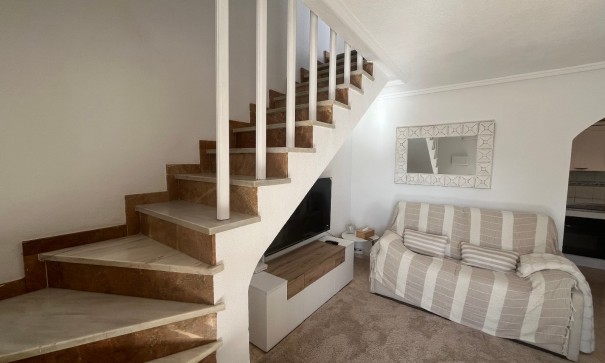 Sprzedaż - Willa w zabudowie bliźniaczej -
Punta Prima - Serena