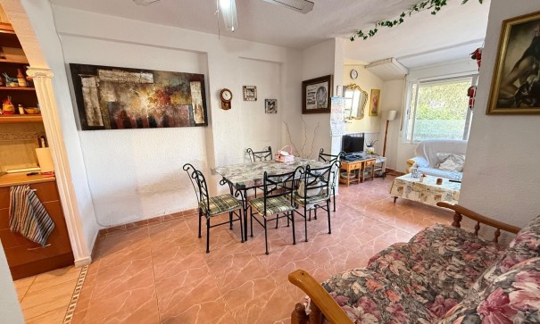 Videresalg - Lejlighed lejlighed -
Torrevieja - Cabo cervera