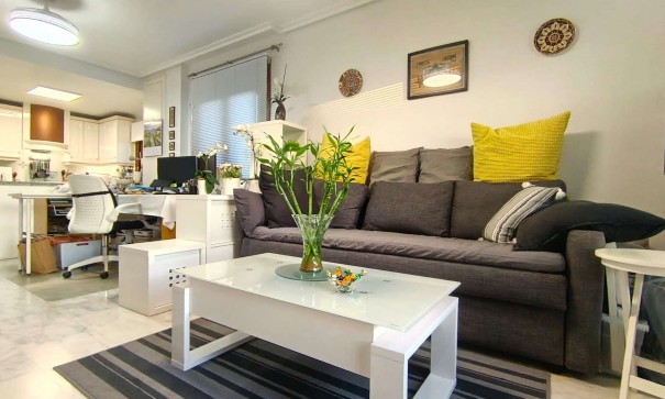 Venta - Apartamento piso -
Villamartín