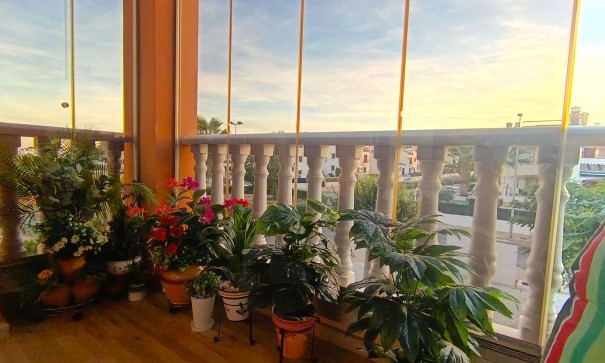 Venta - Apartamento piso -
Villamartín