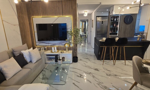 Resale - Wohnung Appartement -
Sucina