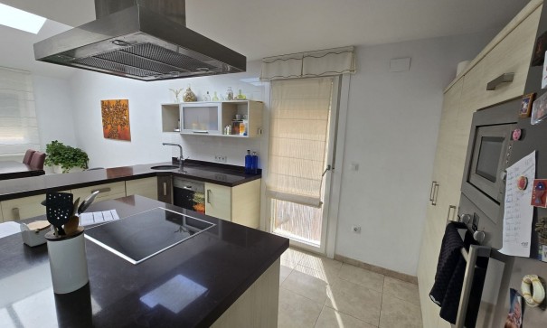 Resale - Freistehende Villa -
Salinas