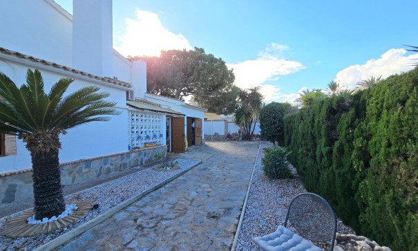 Resale - Freistehende Villa -
Orihuela Costa - Cabo Roig