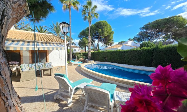 Resale - Freistehende Villa -
Orihuela Costa - Cabo Roig