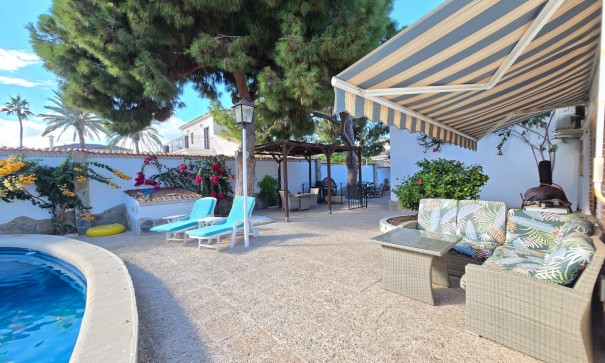 Resale - Freistehende Villa -
Orihuela Costa - Cabo Roig