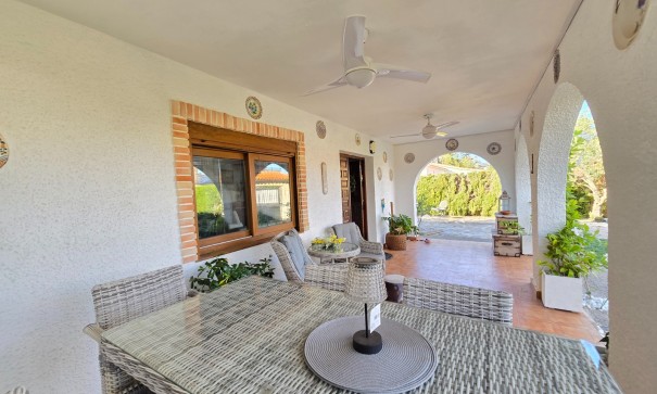 Resale - Freistehende Villa -
Orihuela Costa - Cabo Roig