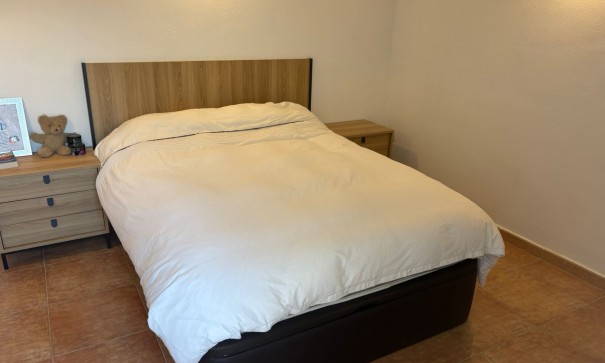 Videresalg - Byhus -
Algorfa