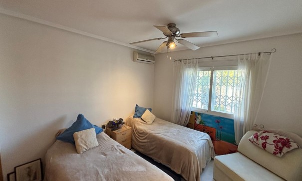 Venta - Chalet Independiente -
Ciudad Quesada - Rojales - La Fiesta