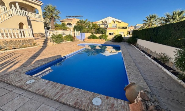 Venta - Chalet Independiente -
Ciudad Quesada - Rojales - La Fiesta