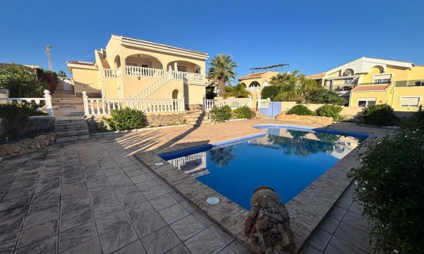 Venta - Chalet Independiente -
Ciudad Quesada - Rojales - La Fiesta