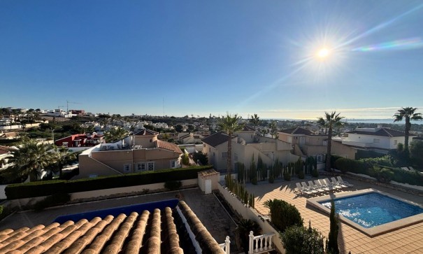 Venta - Chalet Independiente -
Ciudad Quesada - Rojales - La Fiesta