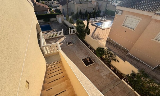 Venta - Chalet Independiente -
Ciudad Quesada - Rojales - La Fiesta