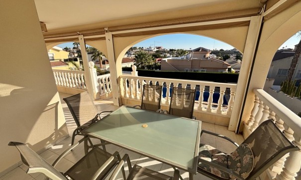 Venta - Chalet Independiente -
Ciudad Quesada - Rojales - La Fiesta