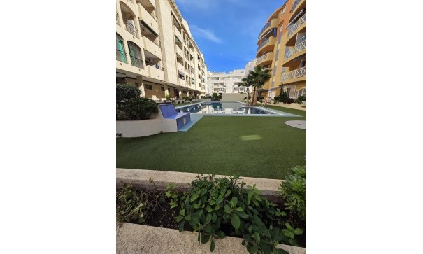 Återförsäljning - Lägenhet lägenhet -
Torrevieja