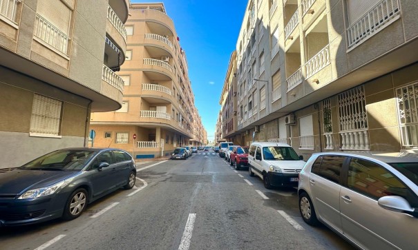 Videresalg - Lejlighed lejlighed -
Torrevieja - Acequion