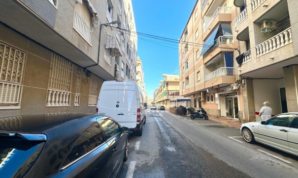 Videresalg - Lejlighed lejlighed -
Torrevieja - Acequion