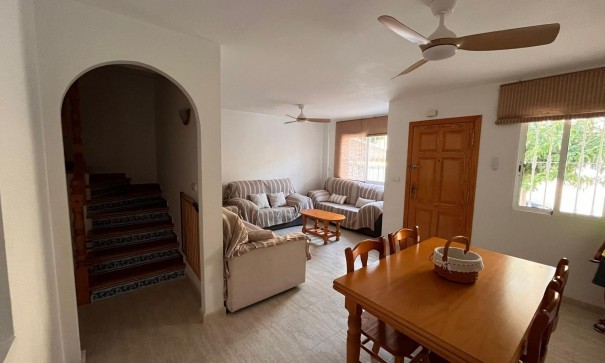 Videresalg - Byhus -
Orihuela Costa - Campoamor