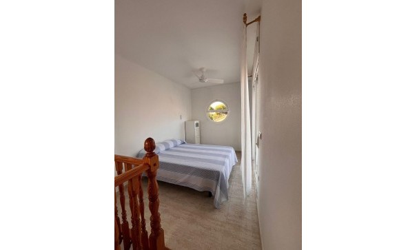 Videresalg - Byhus -
Orihuela Costa - Campoamor