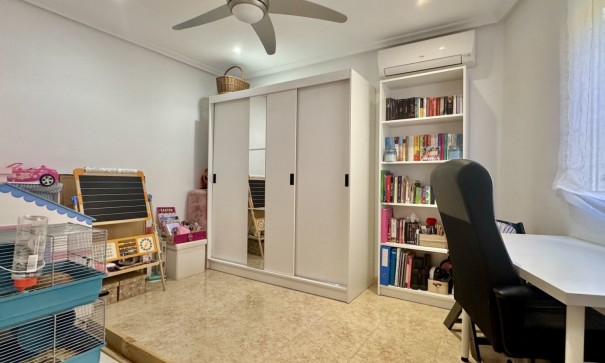 Revente - Maison de ville -
Orihuela Costa - La Florida