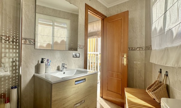 Revente - Maison de ville -
Orihuela Costa - La Florida