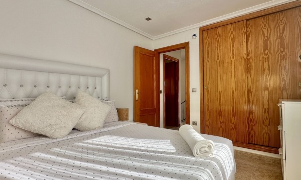 Revente - Maison de ville -
Orihuela Costa - La Florida