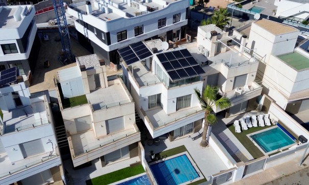 Revente - Villa Individuelle -
Orihuela Costa