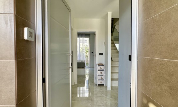 Revente - Villa Individuelle -
Orihuela Costa