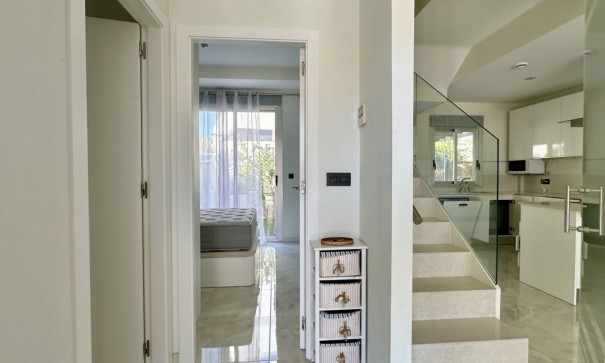 Revente - Villa Individuelle -
Orihuela Costa