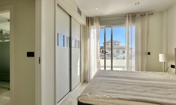 Revente - Villa Individuelle -
Orihuela Costa