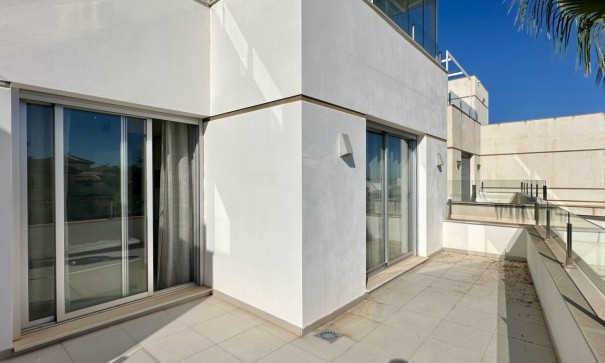 Revente - Villa Individuelle -
Orihuela Costa