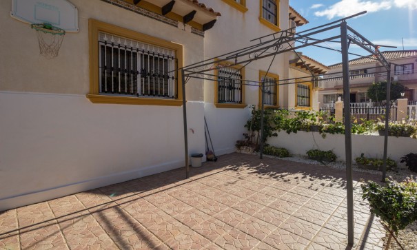 Sprzedaż - Willa w zabudowie bliźniaczej -
La Zenia - Villas San Jose