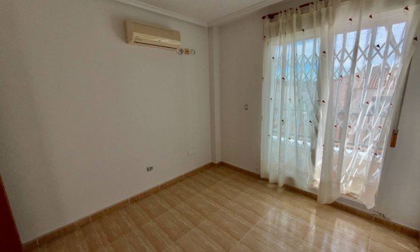 Videresalg - Fritliggende villa -
Algorfa - Lo Crispin