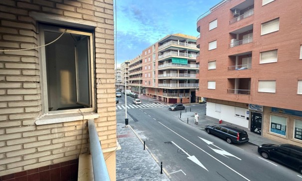 Sale - Apartment Flat -
Torrevieja - Playa del cura