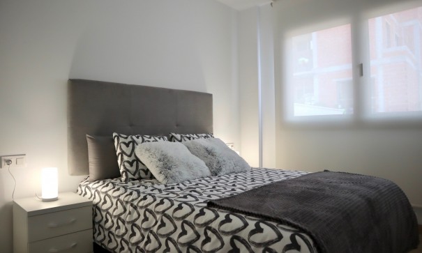 Revente - Appartement -
Finestrat