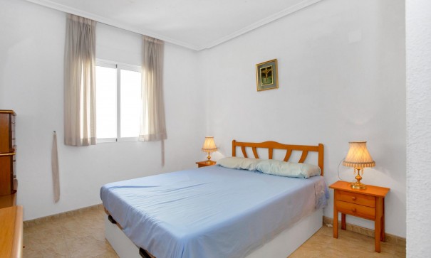 Revente - Appartement -
Torrevieja - Centro