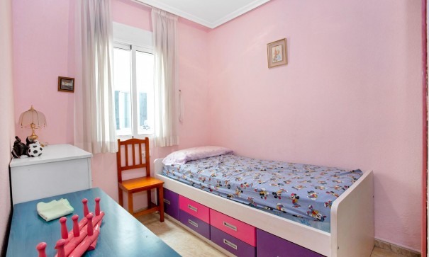 Revente - Appartement -
Torrevieja - Centro